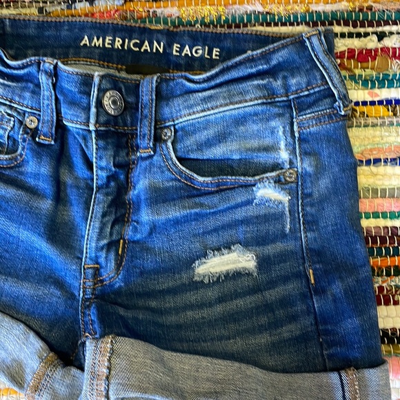 American Eagle Distressed MIDI Denim Shorts- #1812 - Picture 6 of 13